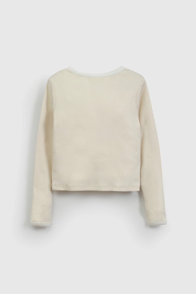 POLERA BEIGE RIB ESTRELLA DE NIÑA TALLA 3 A 12 AÑOS - 2