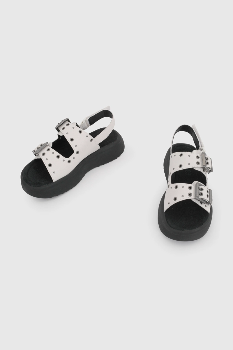 SANDALIA BLANCA CON PLATAFORMA Y TACHAS DE NIÑO TALLA 28 A 38 - 4