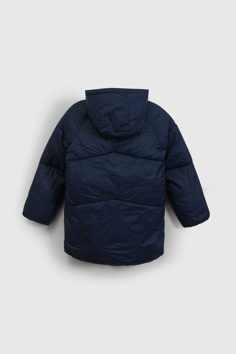 PARKA AZUL ACOLCHADA CON BOLSILLOS Y CIERRE PARA NIÑO - 2