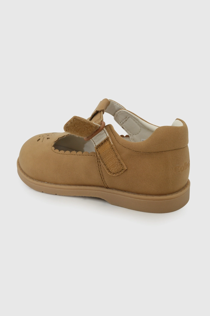 REINA CAMEL NIÑA 7463 COLLOKY - 7