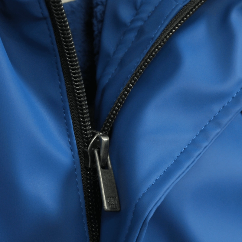 CHAQUETA AZUL ENGOMADA CON FORRO DE JERSEY Y GORRO PARA BEBE - 4