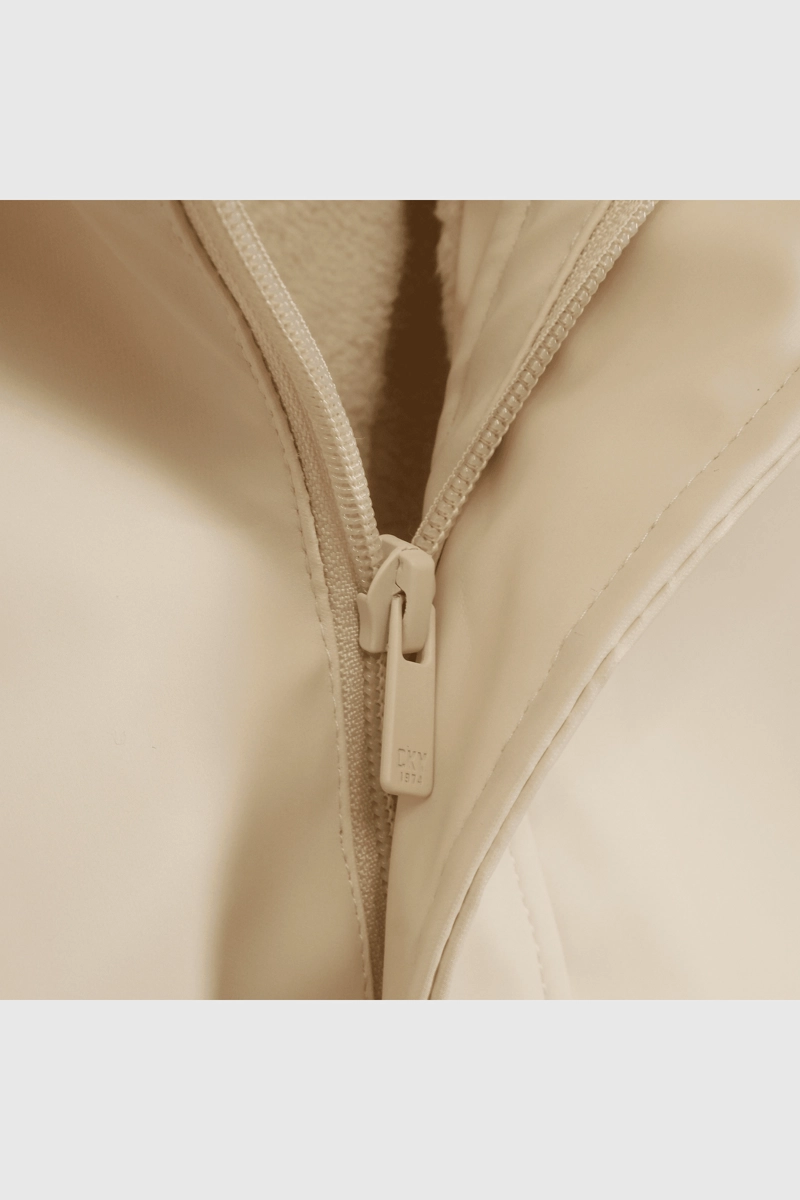 CHAQUETA BEIGE ENGOMADA CON FORRO Y GORRO PARA BEBE - 4