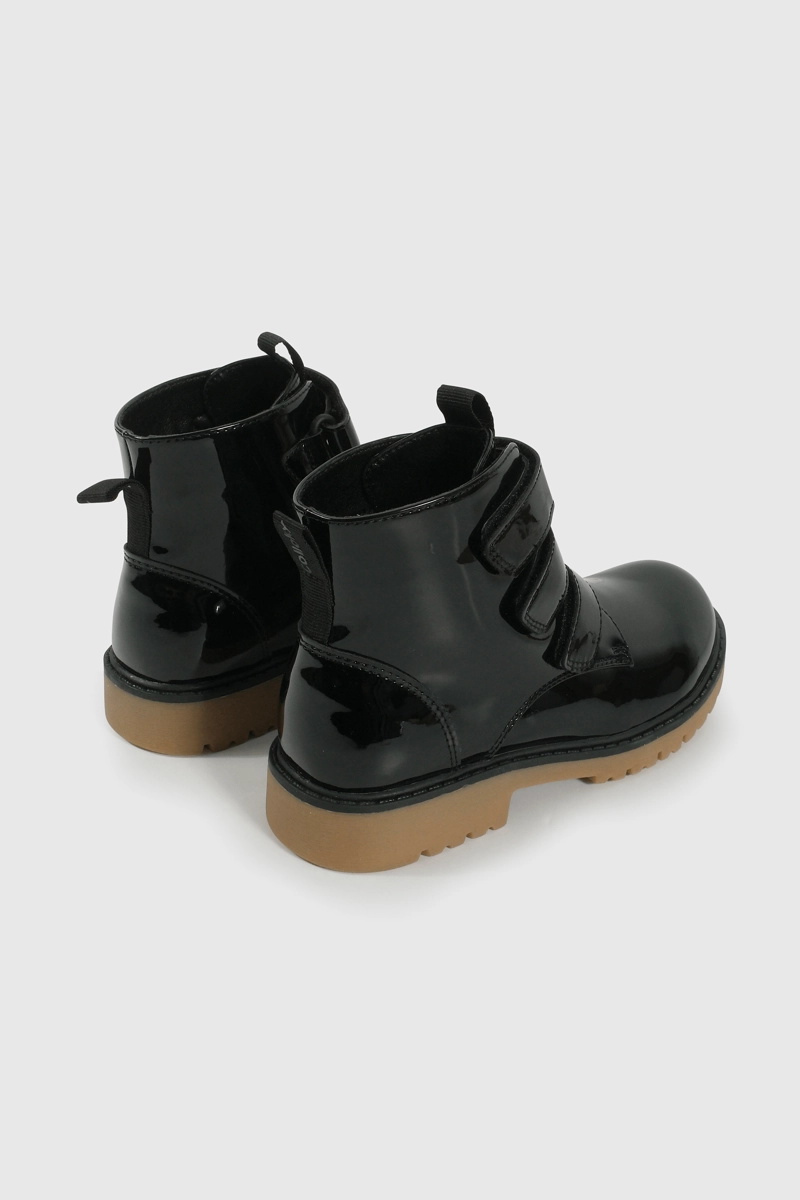BOOTIE NEGRA CAÑA MEDIA CON VELCRO DE NIÑA - 5