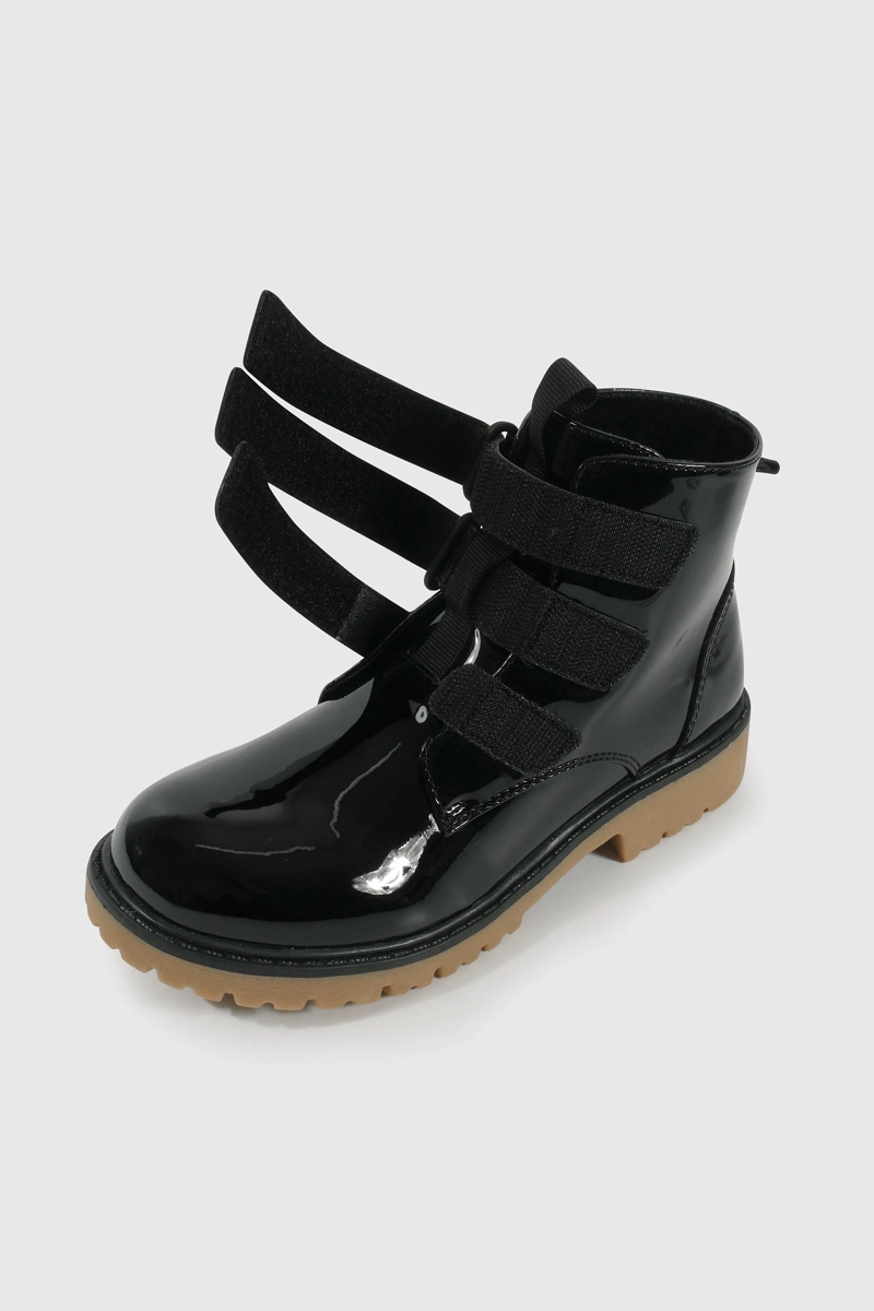 BOOTIE NEGRA CAÑA MEDIA CON VELCRO DE NIÑA - 6