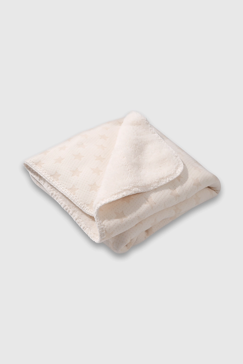 MANTA DOBLE CAPA CON FORRO FELPUDO BEIGE DE BEBE  UNISEX - 1
