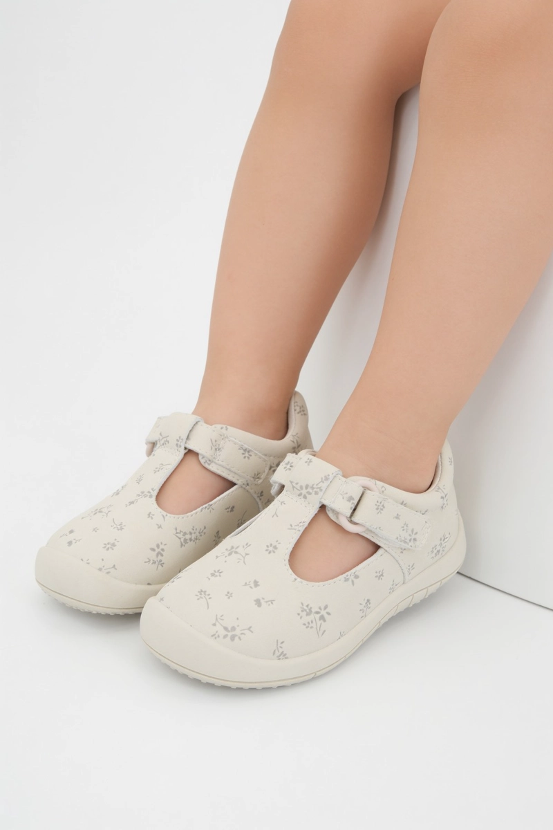 ZAPATO ESTAMPADO BEIGE NIÑA 21-27 COLLOKY - 2