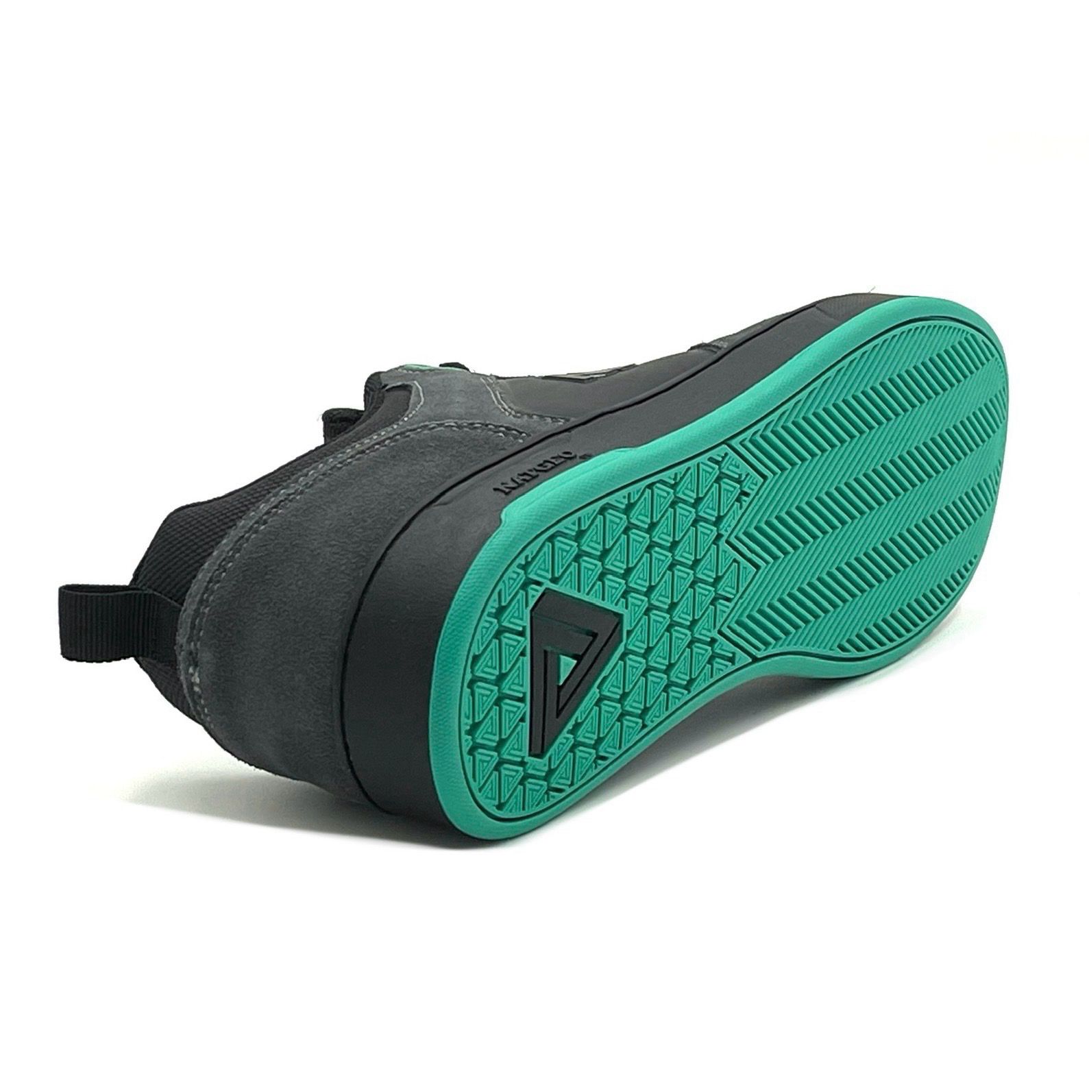 ZAPATILLA URBANA HOMBRE SKATE NATGEO CUERO - 6