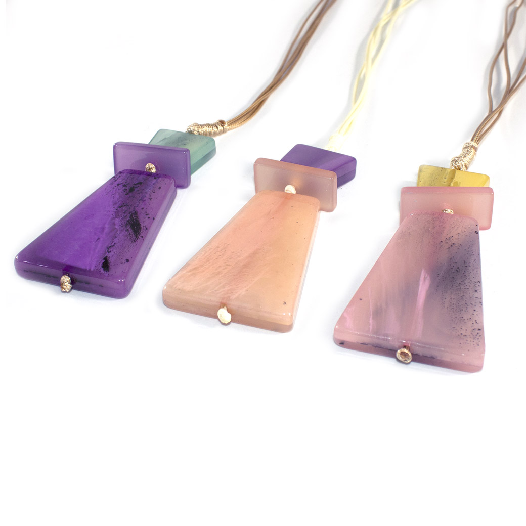 COLLAR ACRILICO TRAPECIO - 4