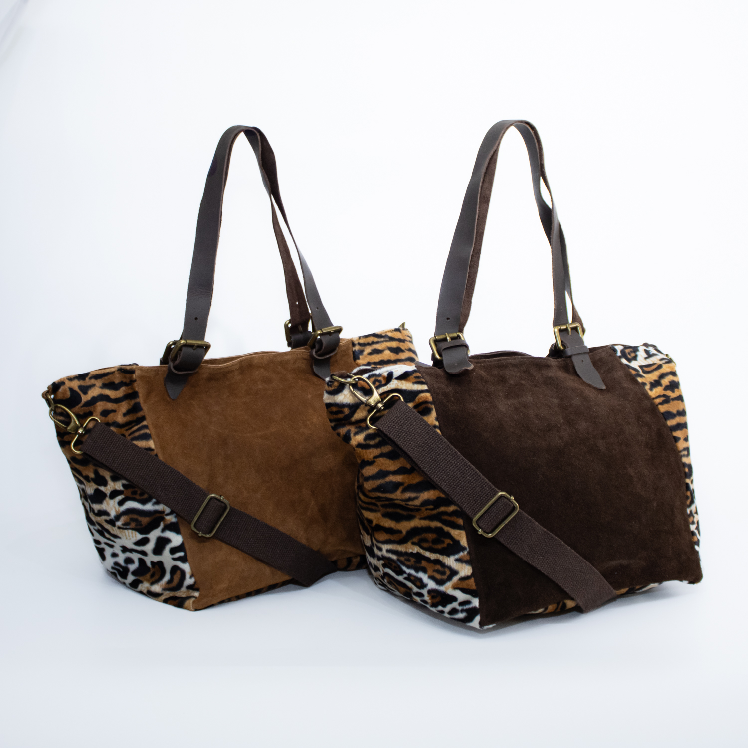 CARTERA RENO CON FLECOS LEO CHOCOLATE MAILEA - 4