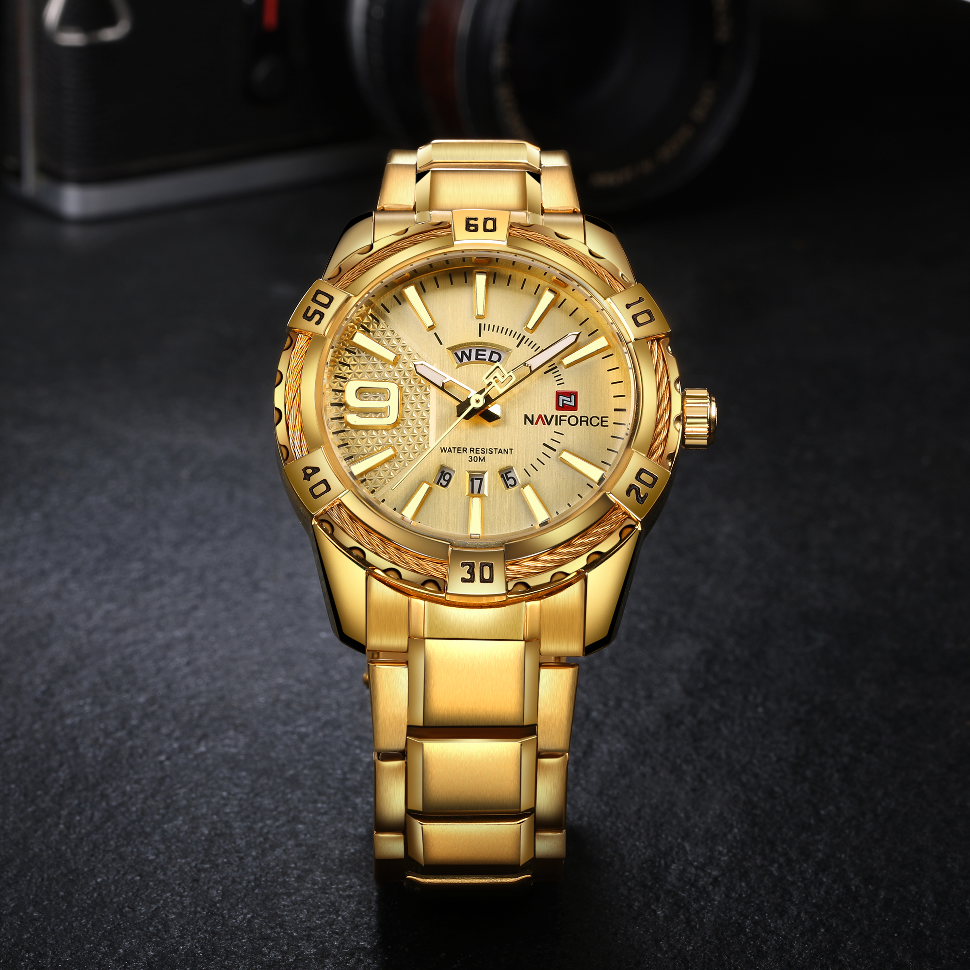 RELOJ HOMBRE NAVIFORCE DORADO ACERO . - 3