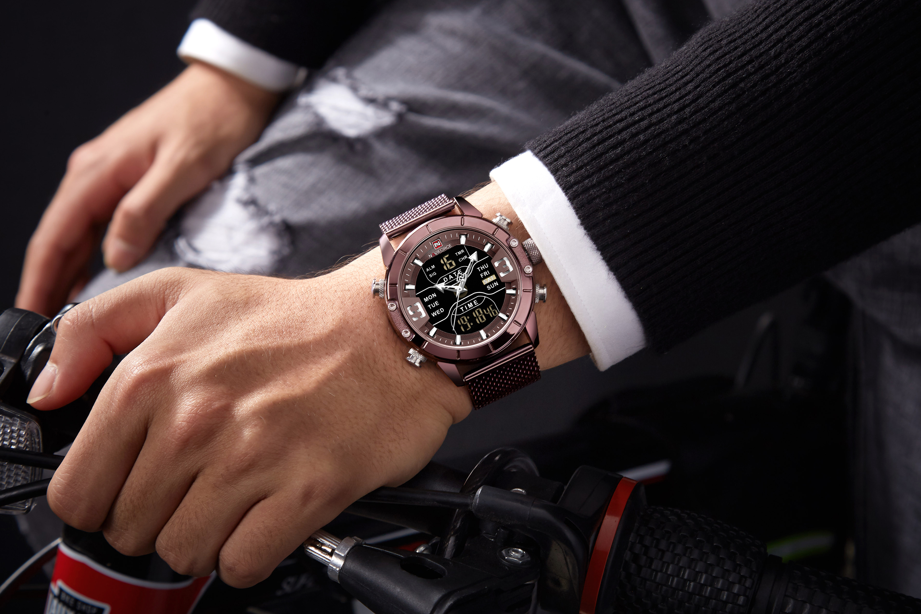 RELOJ HOMBRE NAVIFORCE MORADO ANALOGO DIGITAL MALLA ACERO. - 3