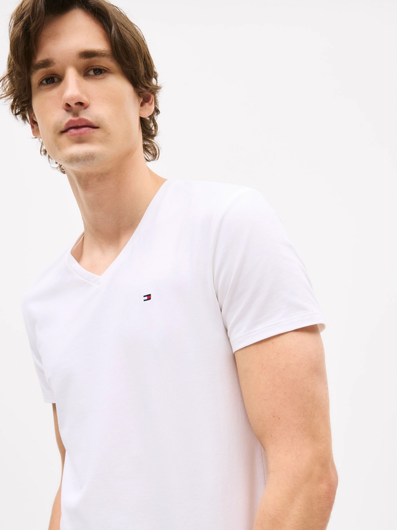 POLERA ESSENTIAL V-NECK SLIM FIT - 4