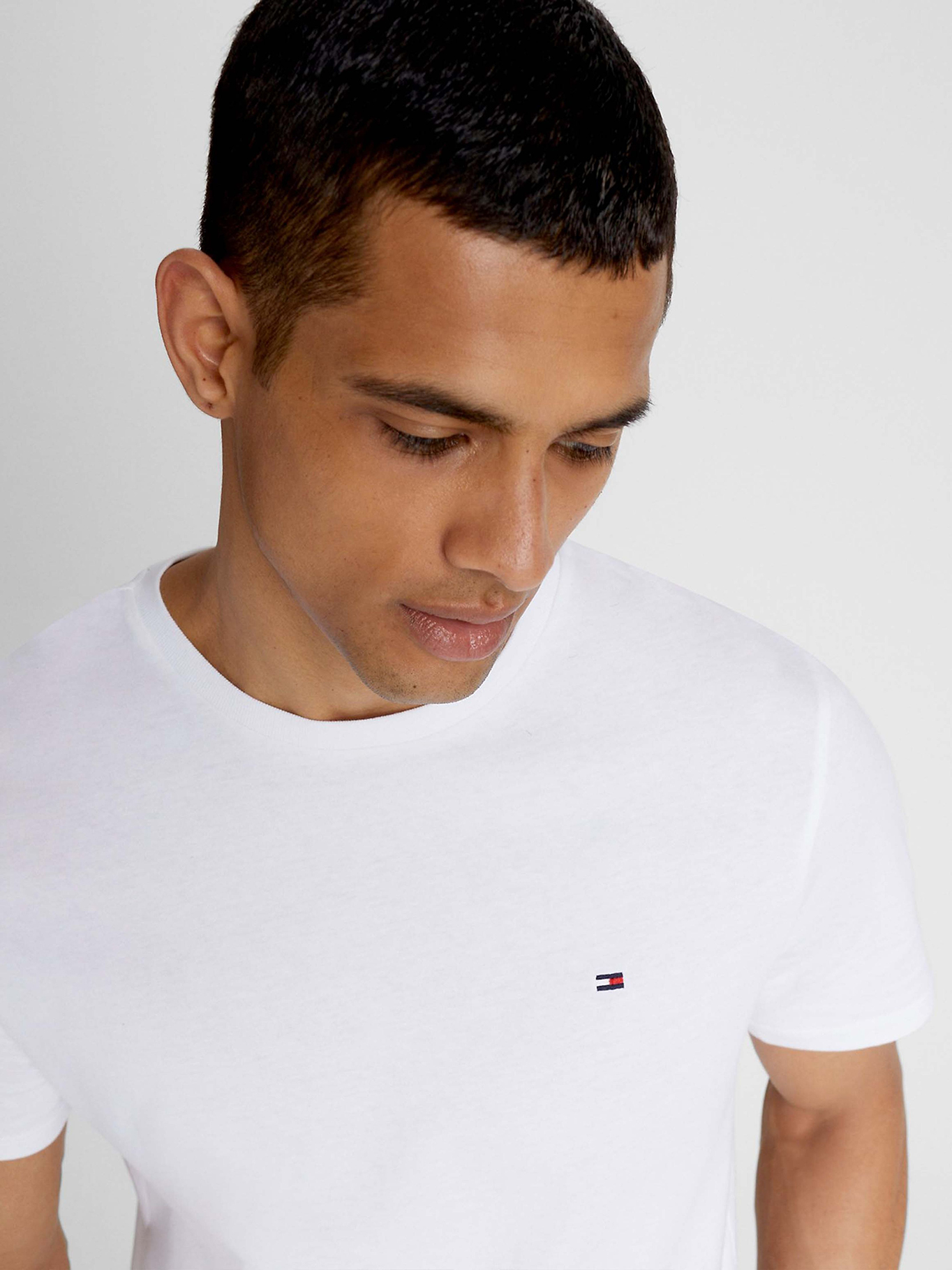 POLERA ESSENTIAL C-NECK SLIM FIT - 4