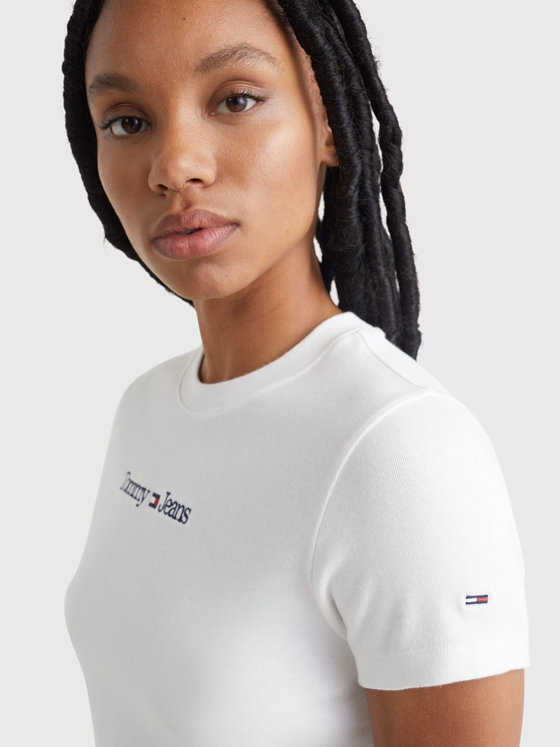 POLERA ESSENTIAL CON LOGO - 4
