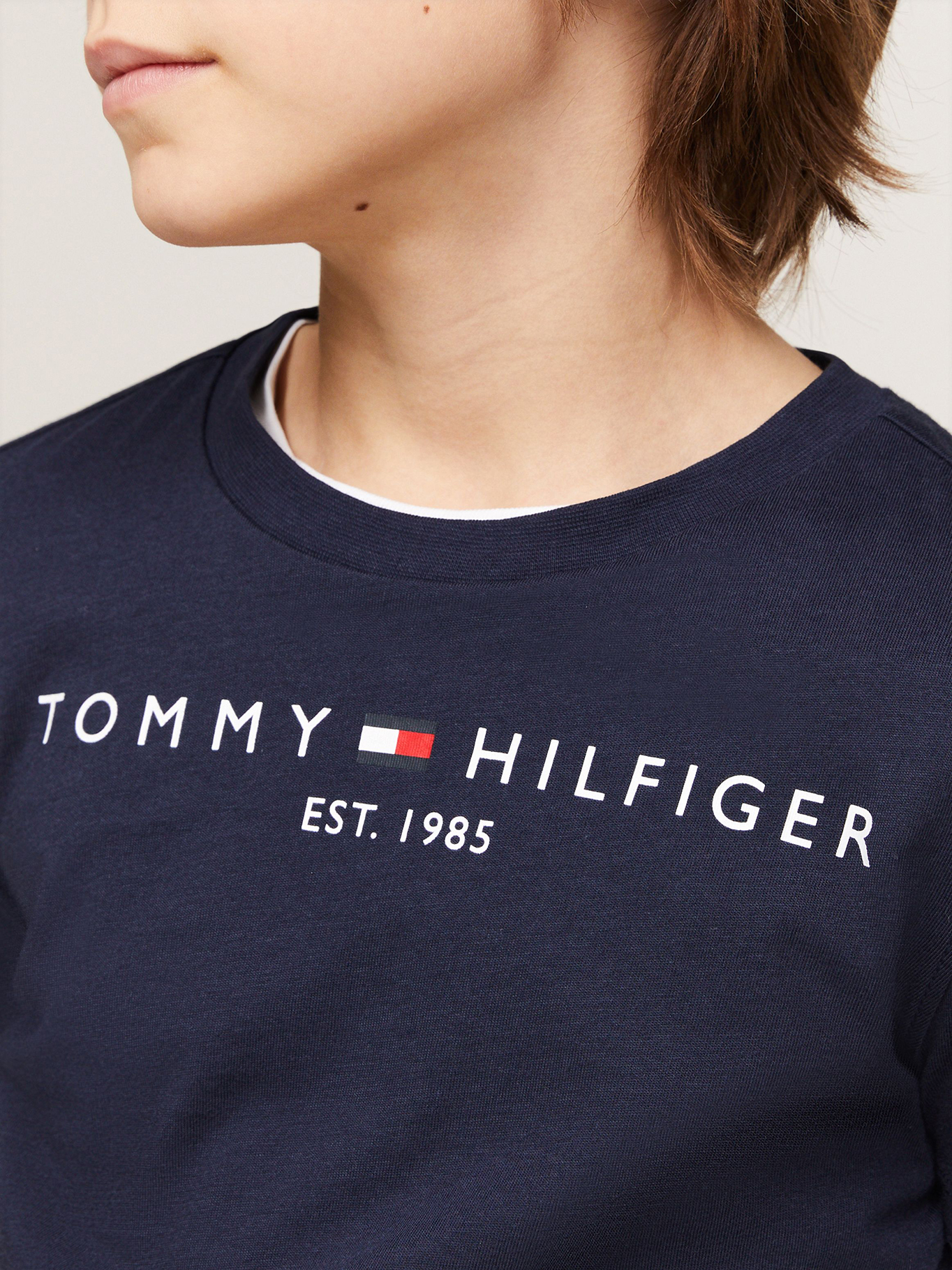 POLERA DE NIÑO ESSENTIAL LOGO C-NECK - 4