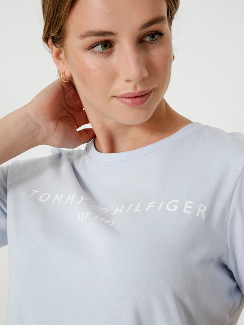POLERA SIGNATURE CON LOGO REGULAR FIT - 4