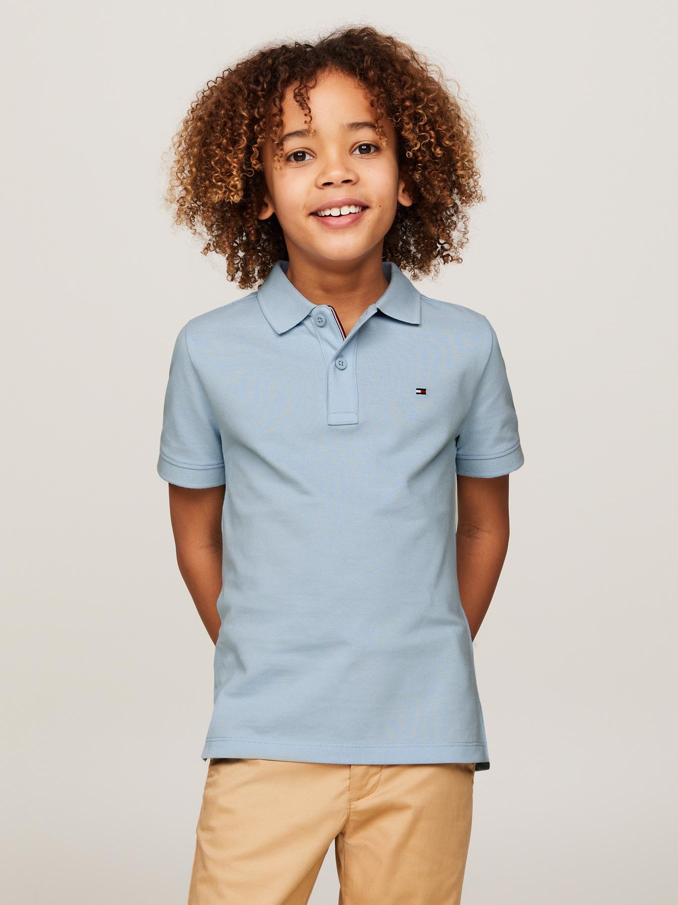 POLO ALGODÓN NIÑO TOMMY HILFIGER CELESTE LOGO FLAG ESSENTIAL - 1