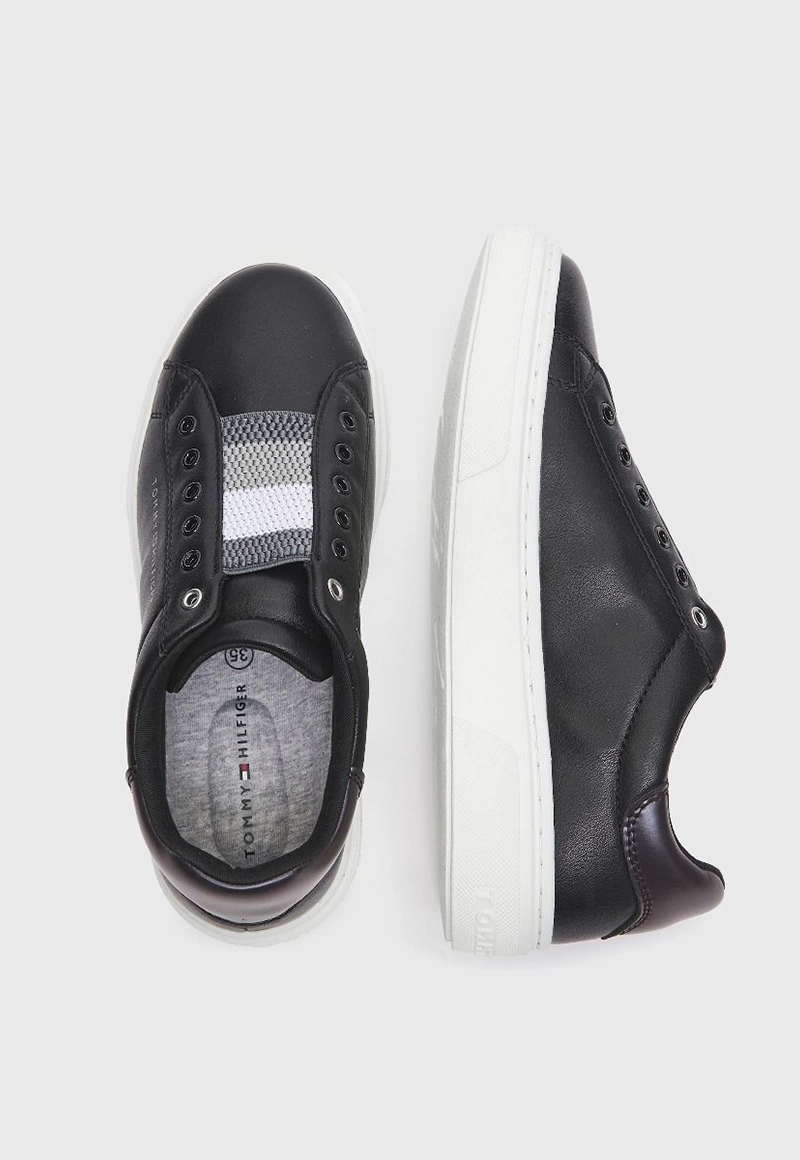ZAPATILLAS DE NIÑA CON LOGO - 4