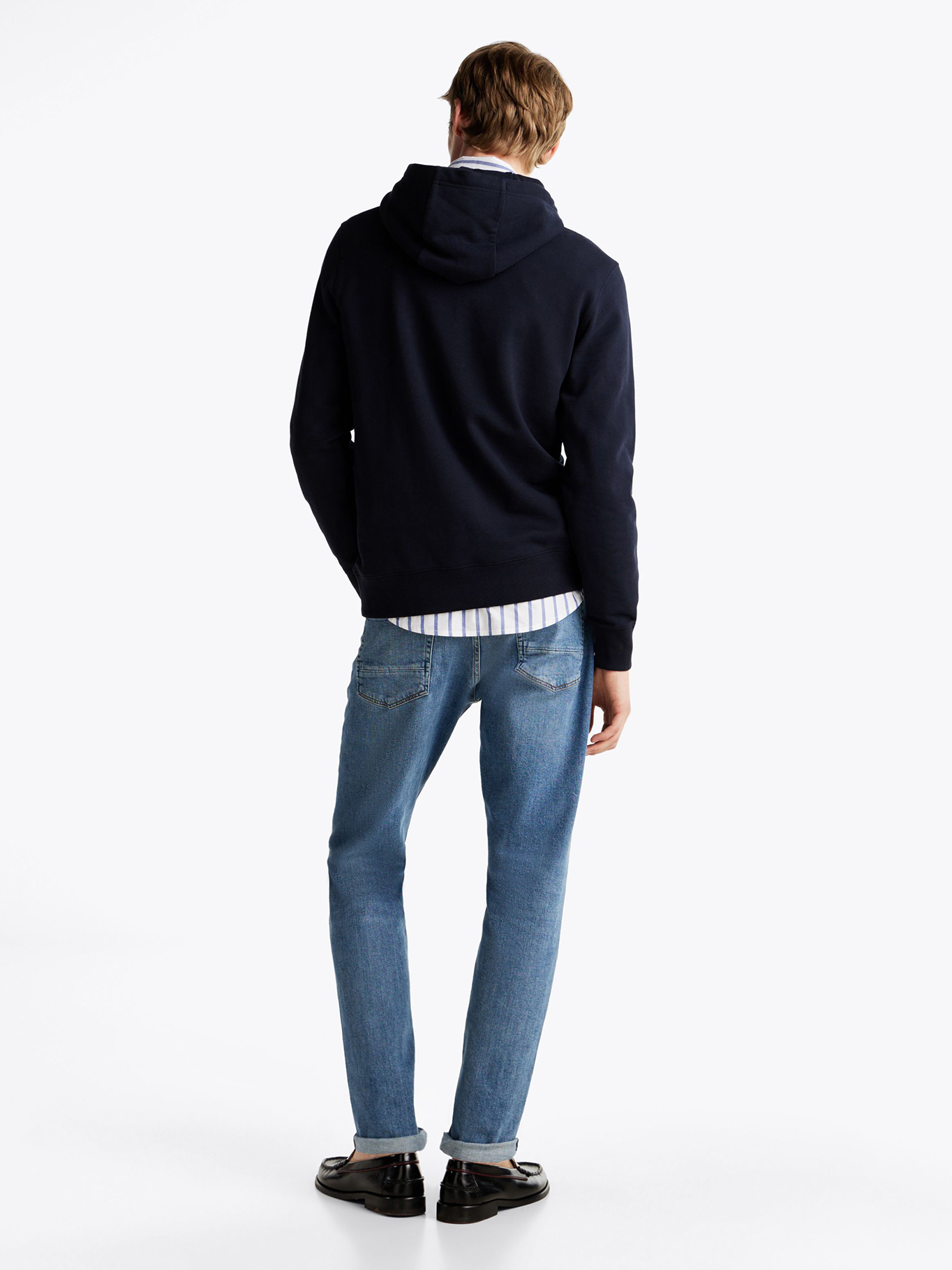 POLERON HOODIE CON LOGO BORDADO - 3