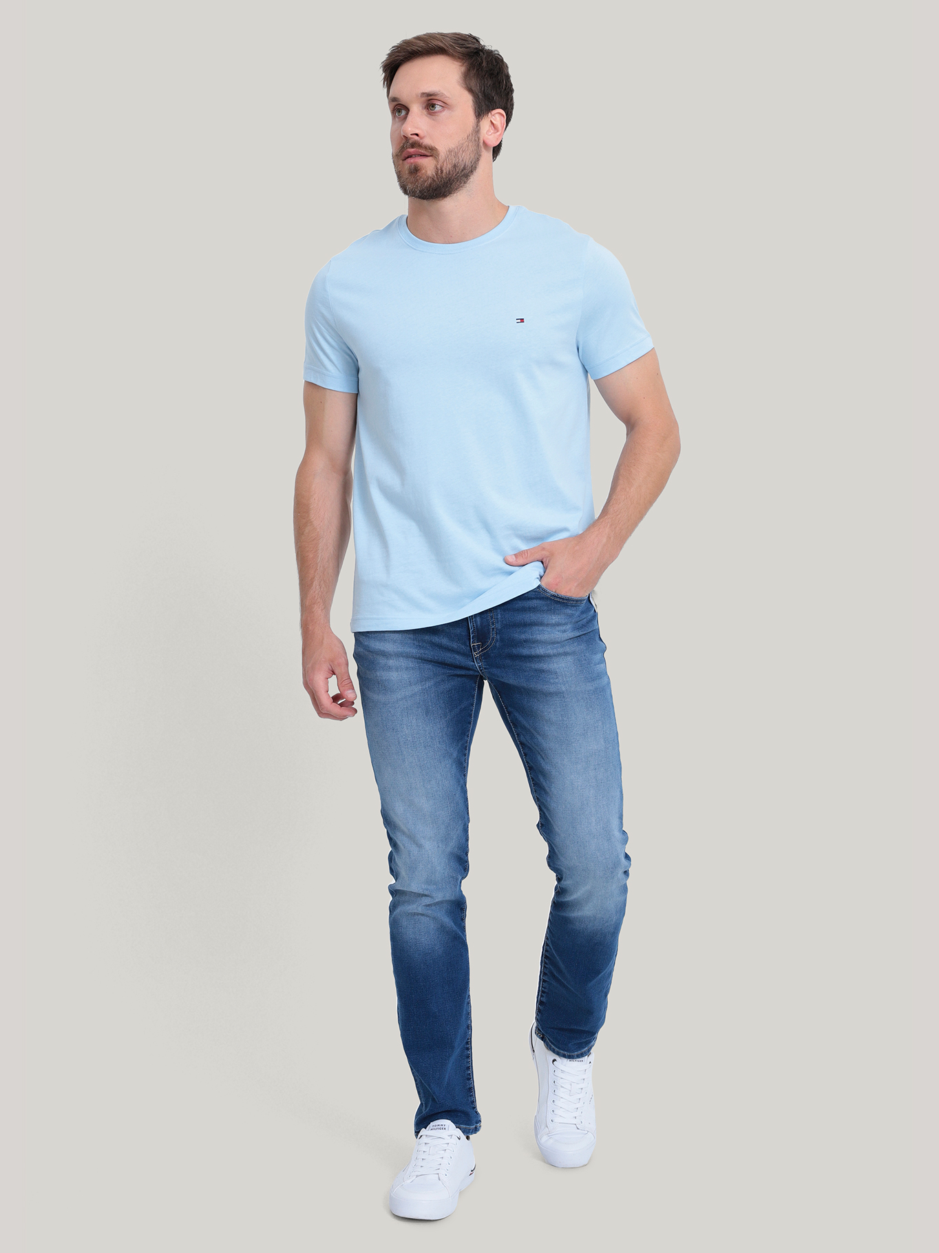 POLERA ALGODÓN HOMBRE TOMMY HILFIGER CELESTE ESSENTIAL COTTON C-NECK SLIM FIT - 2
