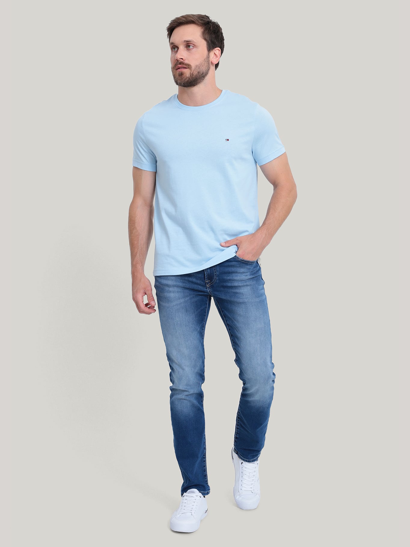 POLERA ALGODÓN HOMBRE TOMMY HILFIGER CELESTE ESSENTIAL COTTON C-NECK SLIM FIT - 2