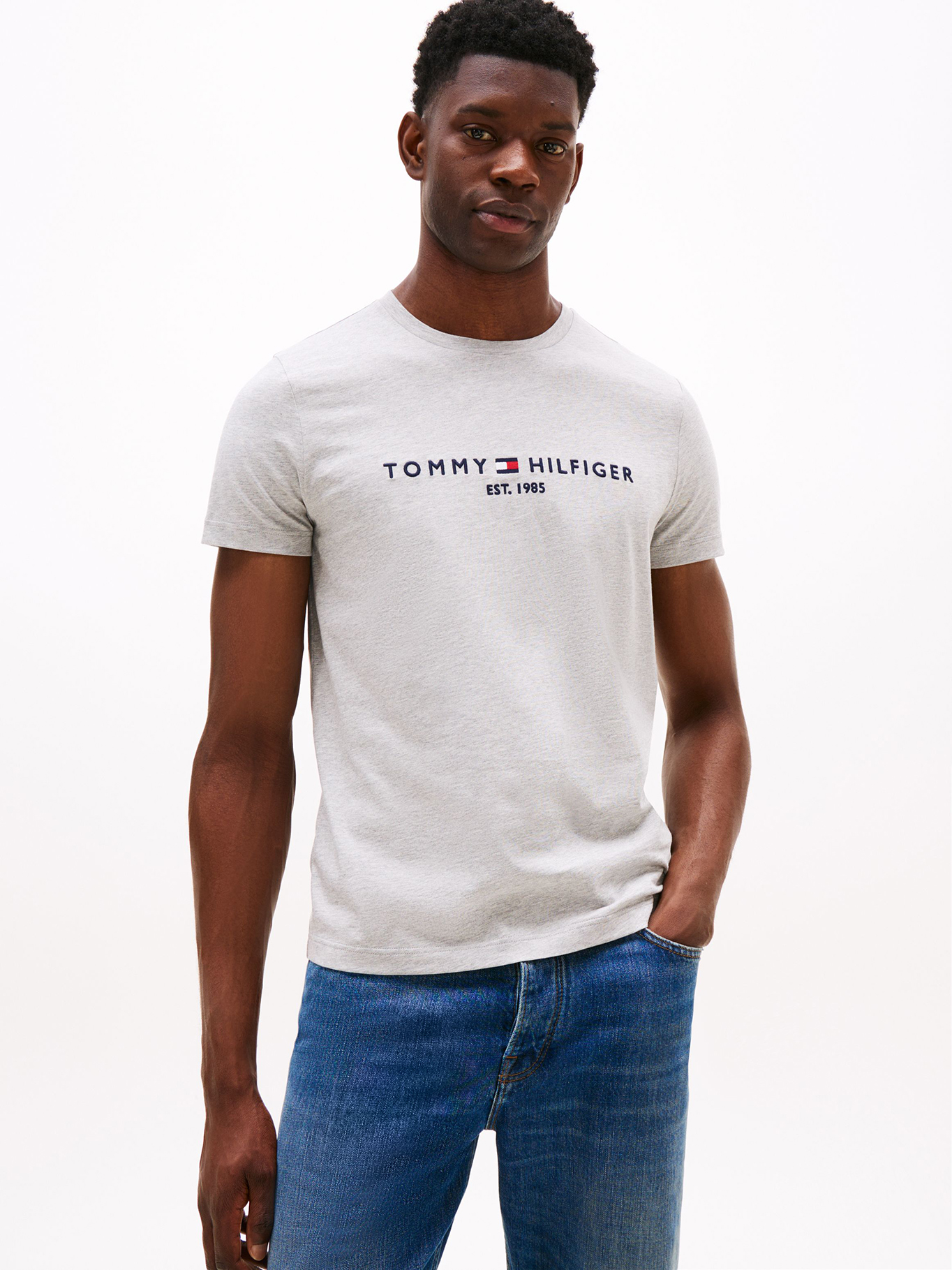 POLERA ALGODÓN HOMBRE TOMMY HILFIGER GRIS IM CORE LOGO SLIM FIT - 1