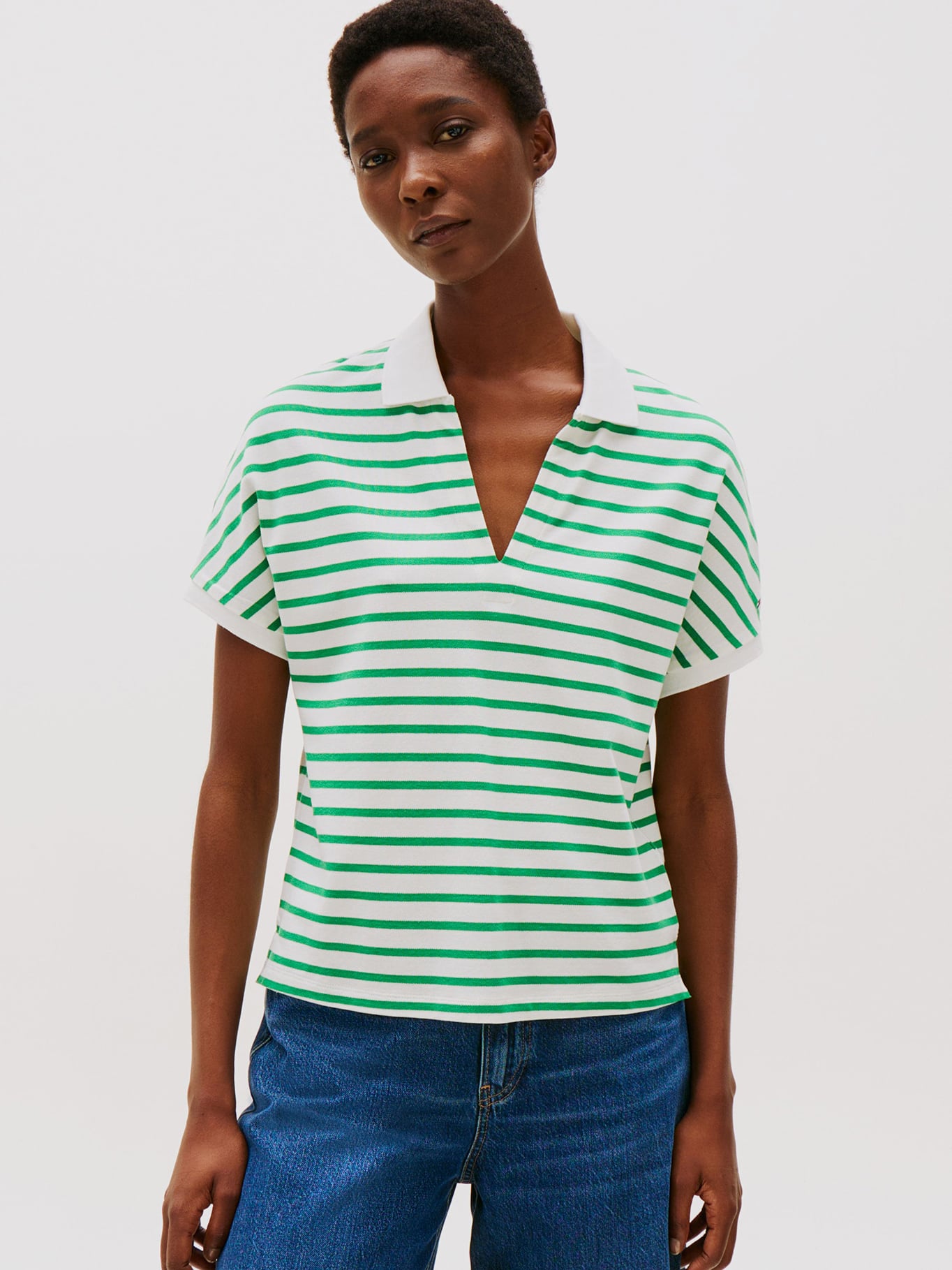 POLO SOLID CON LOGO RELAXED FIT - 1