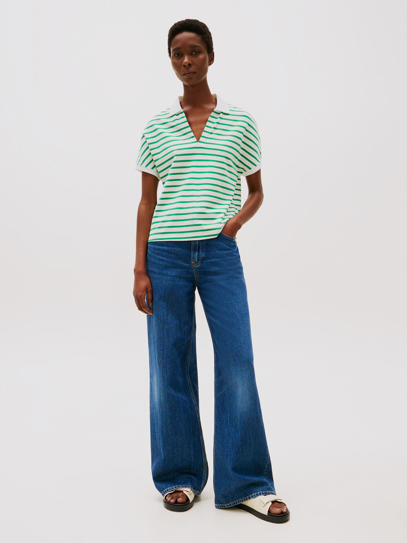 POLO SOLID CON LOGO RELAXED FIT - 2
