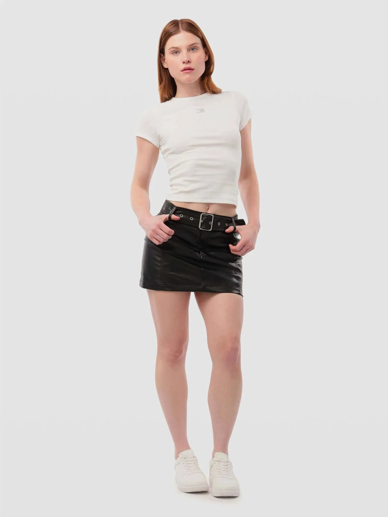 POLERA CON PARCHE SLIM FIT - 2