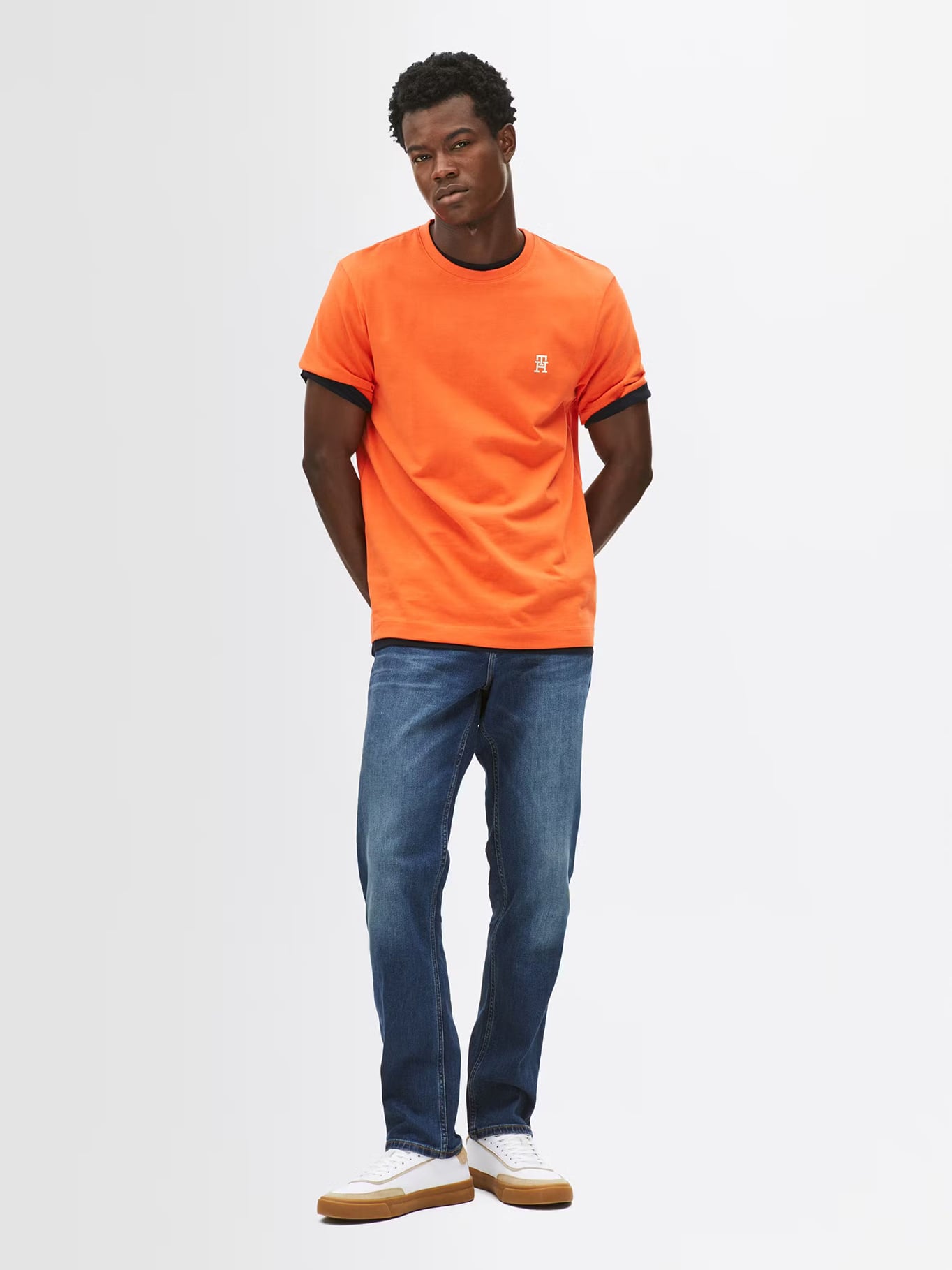 POLERA MONOGRAM LOGO REGULAR FIT - 2