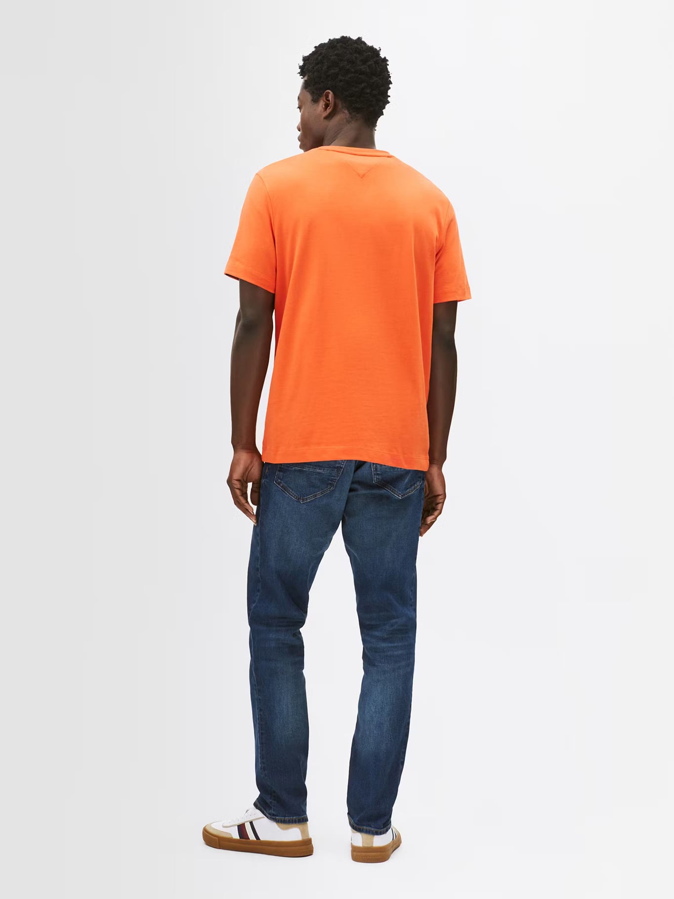 POLERA MONOGRAM LOGO REGULAR FIT - 3