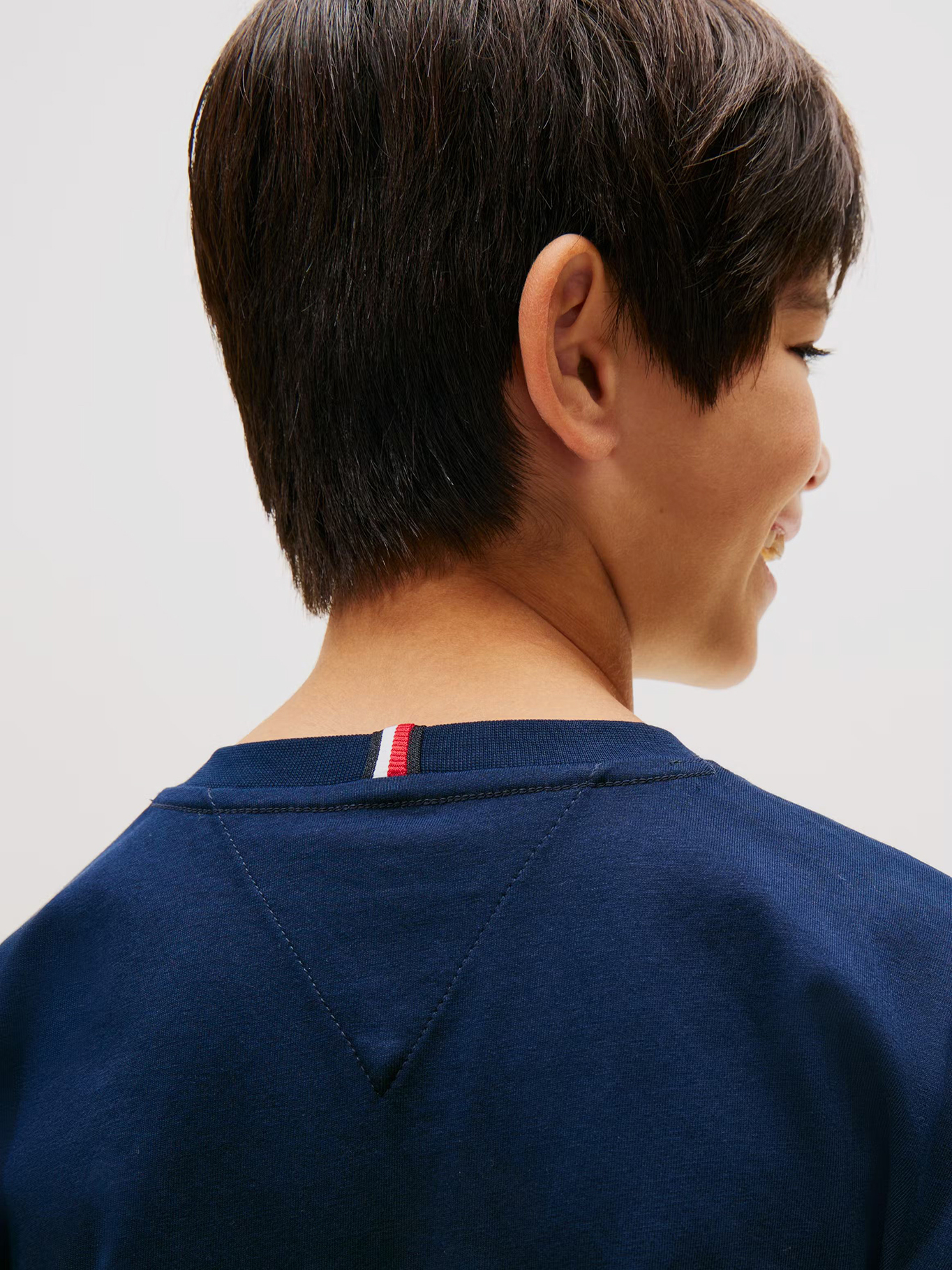 POLERA ESSENTIAL ARCHIVE LOGO - 4
