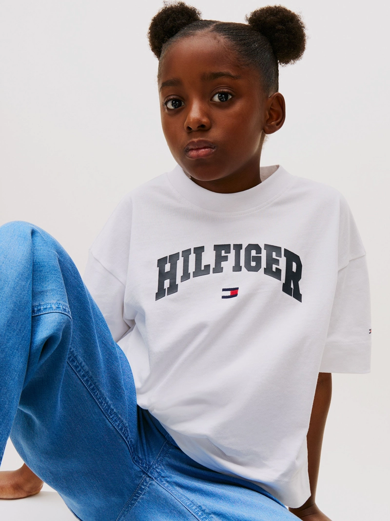 POLERA JASPEADA CON LOGO VARSITY - 4