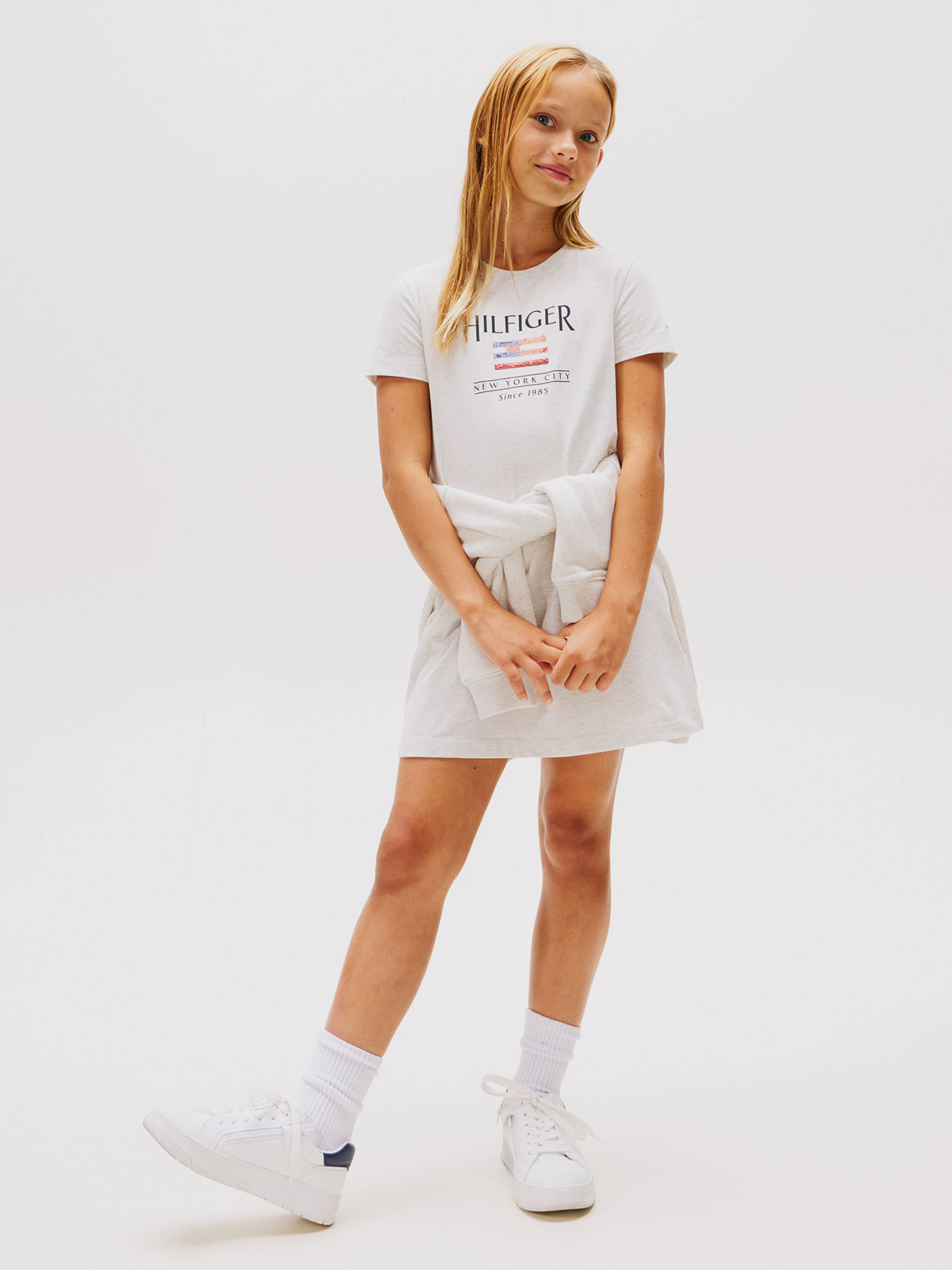 VESTIDO CON LOGO DE LENTEJUELAS - 1