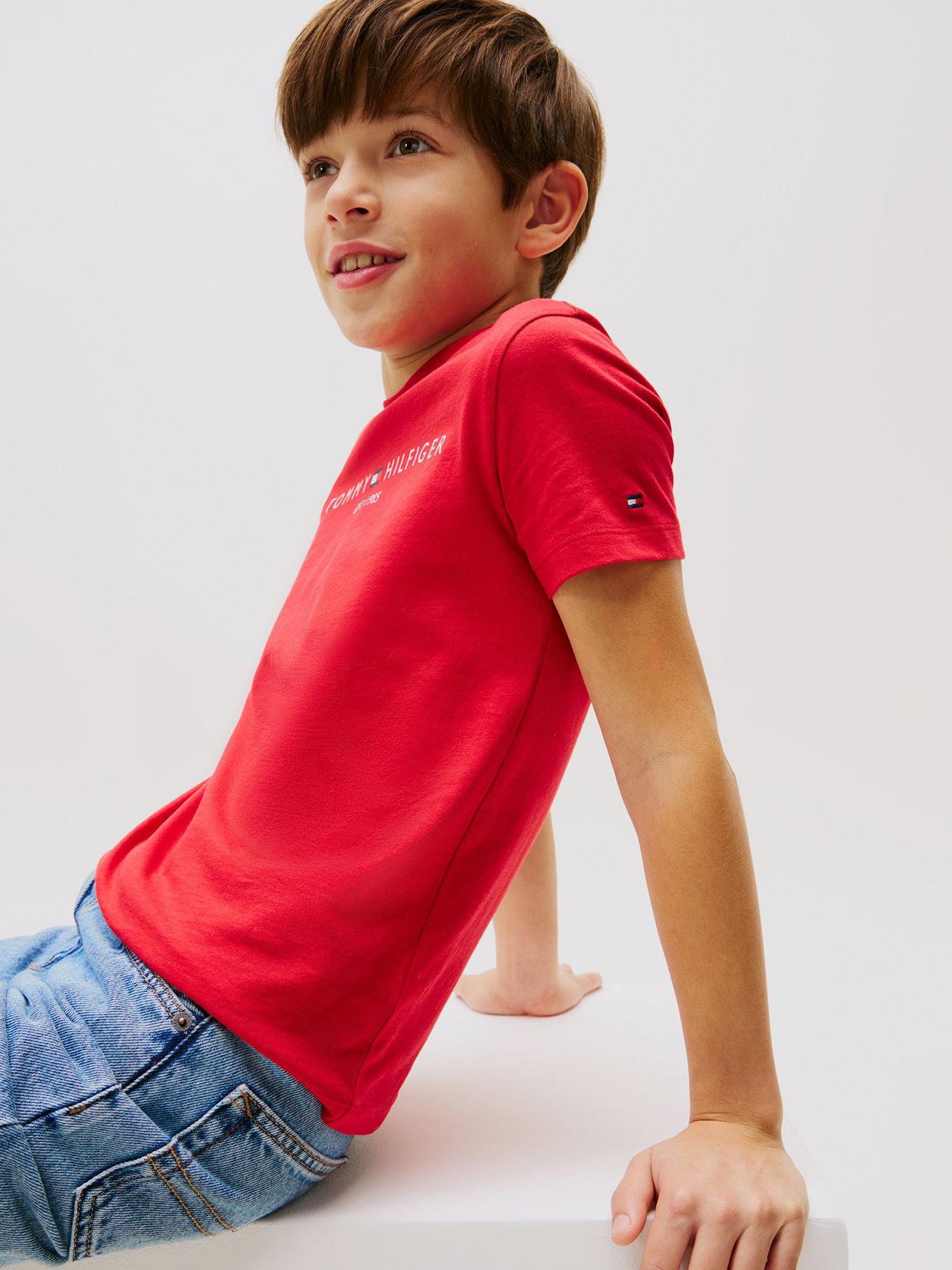 POLERA DE NIÑO ESSENTIAL CON LOGO - 4