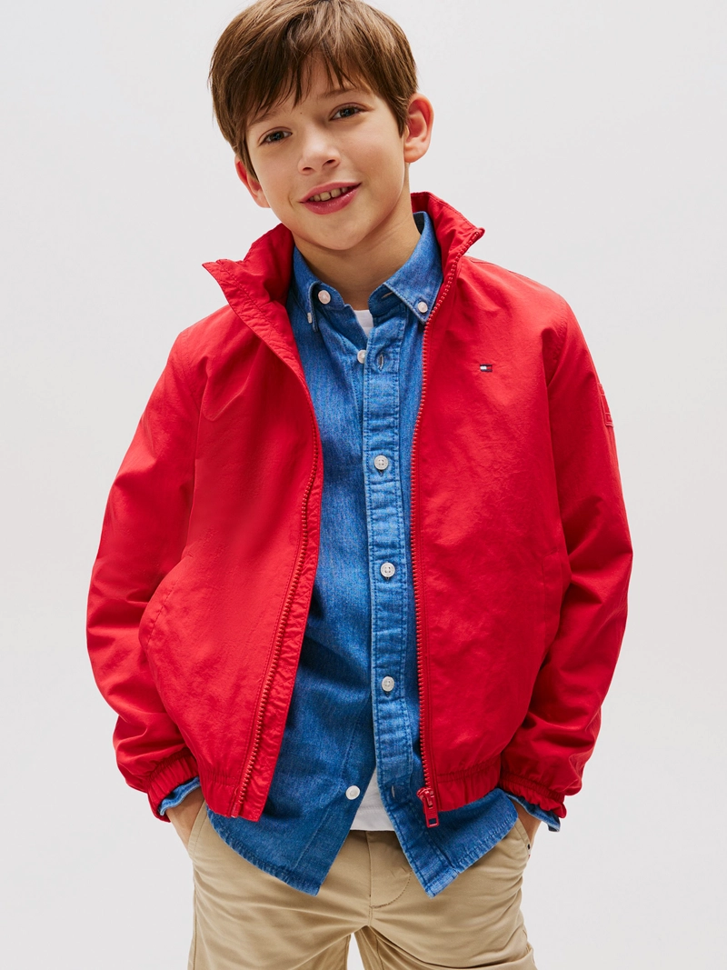 CHAQUETA CON GORRO Y LOGO - 1