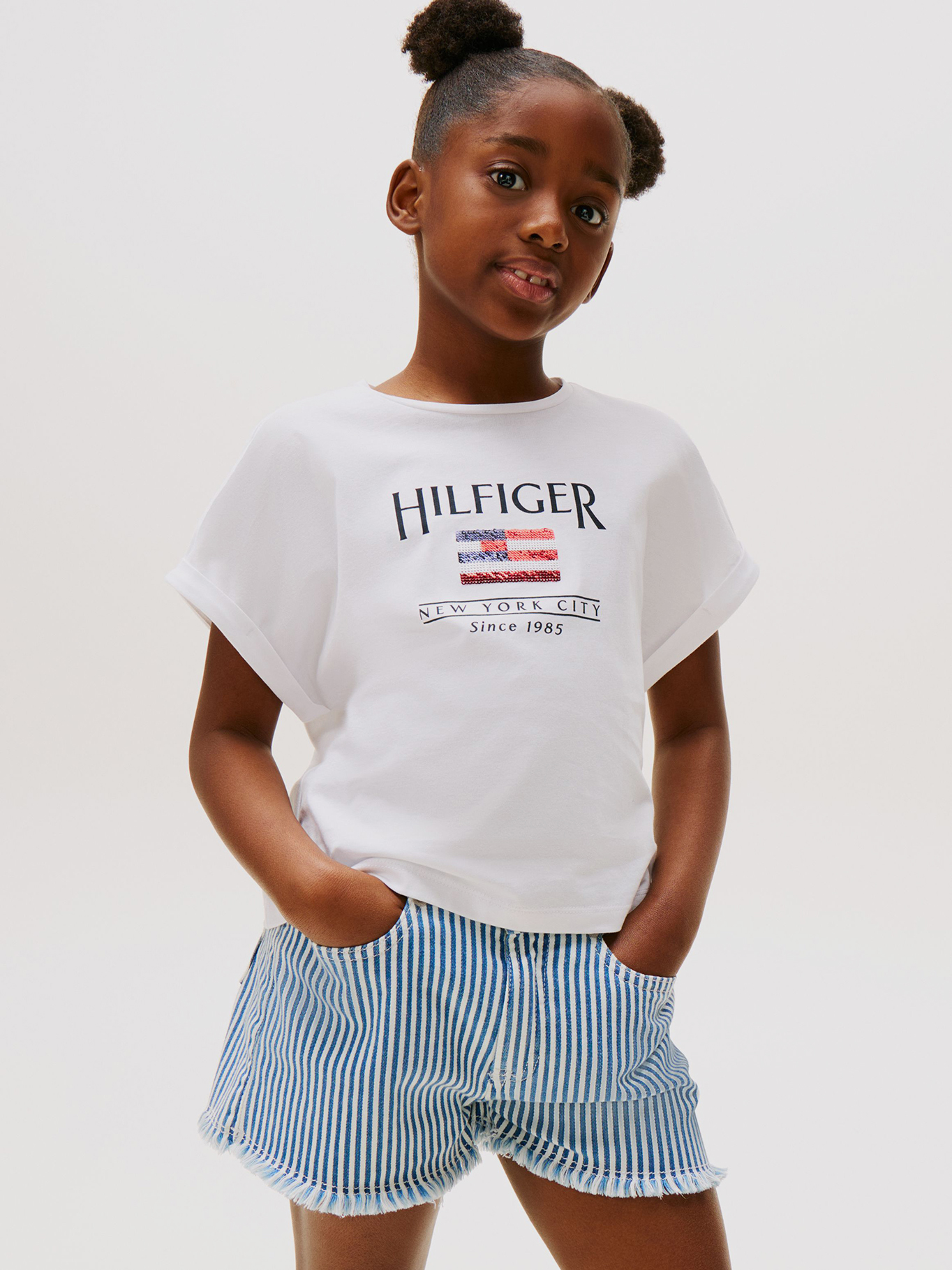 POLERA RELAXED CON LOGO DE LENTEJUELAS - 1