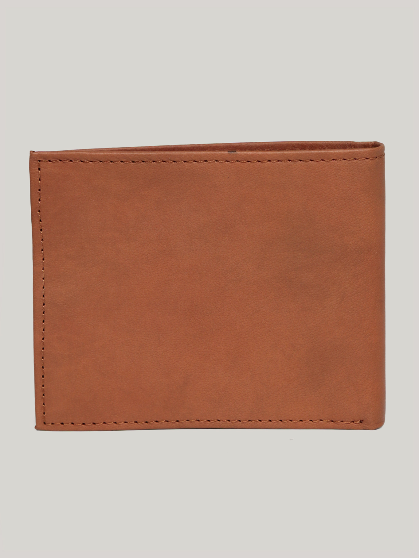 BILLETERA ESSENTIAL PASSCASE - 2