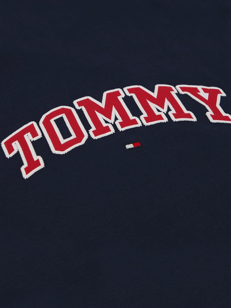 POLERA DE NIÑO CON LOGO GRAFICO - 3
