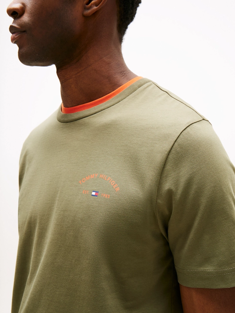 POLERA CON LOGO HOTEL REGULAR FIT - 4
