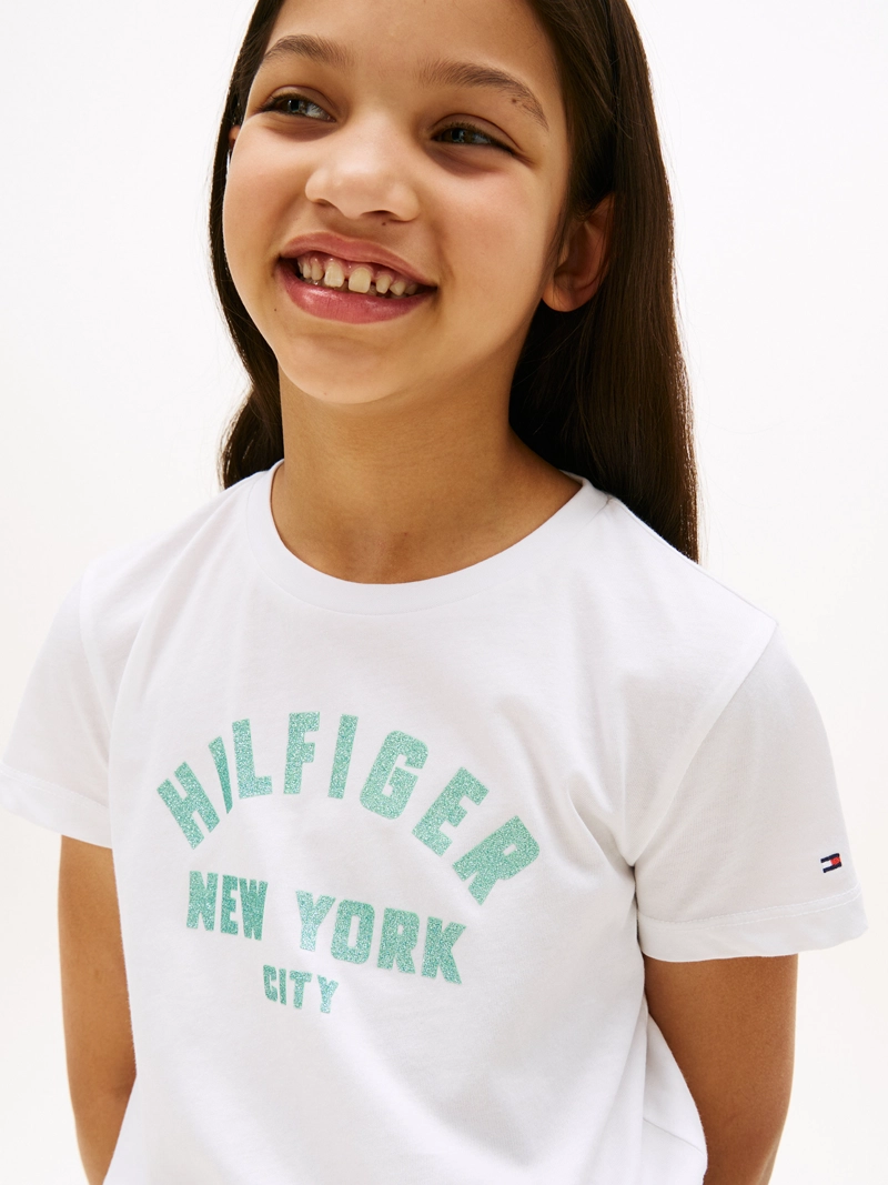 POLERA CON LOGO NYC CURVO - 4