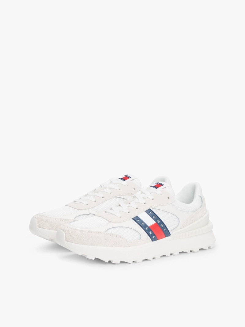 ZAPATILLAS CON SUELA DENTADA - 1