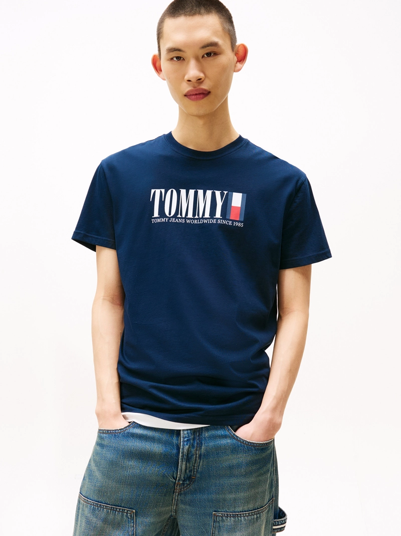 POLERA C-NECK CON LOGO REGULAR FIT - 1