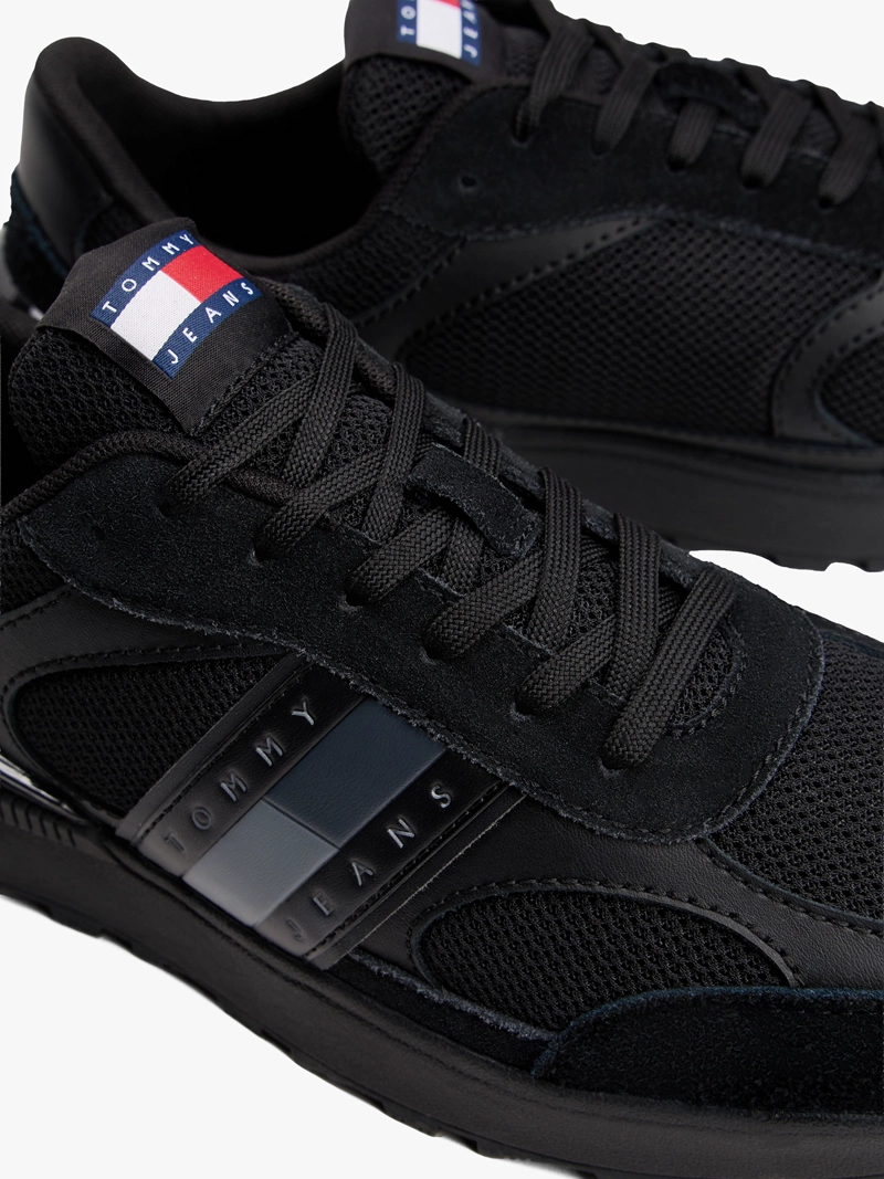 ZAPATILLAS CON SUELA DENTADA - 7