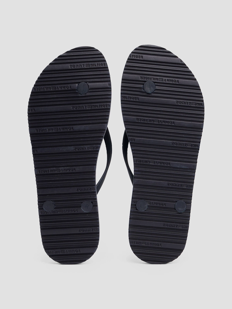 SANDALIAS CON LOGO ESMALTADO - 4