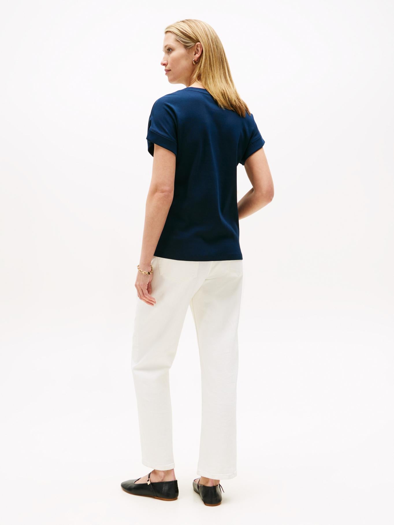 POLERA CON DISEÑO DE RAYAS REGULAR FIT - 3
