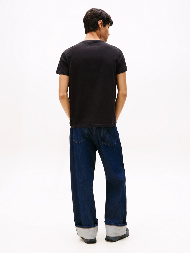 POLERA CON LOGO GRAFICO SLIM FIT - 3