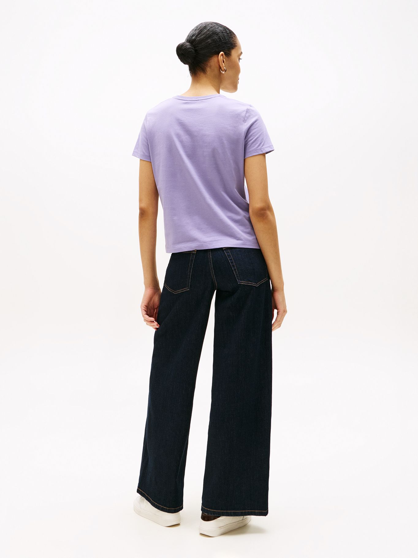 POLERA CON LOGO TEXTURIZADO REGULAR FIT - 3