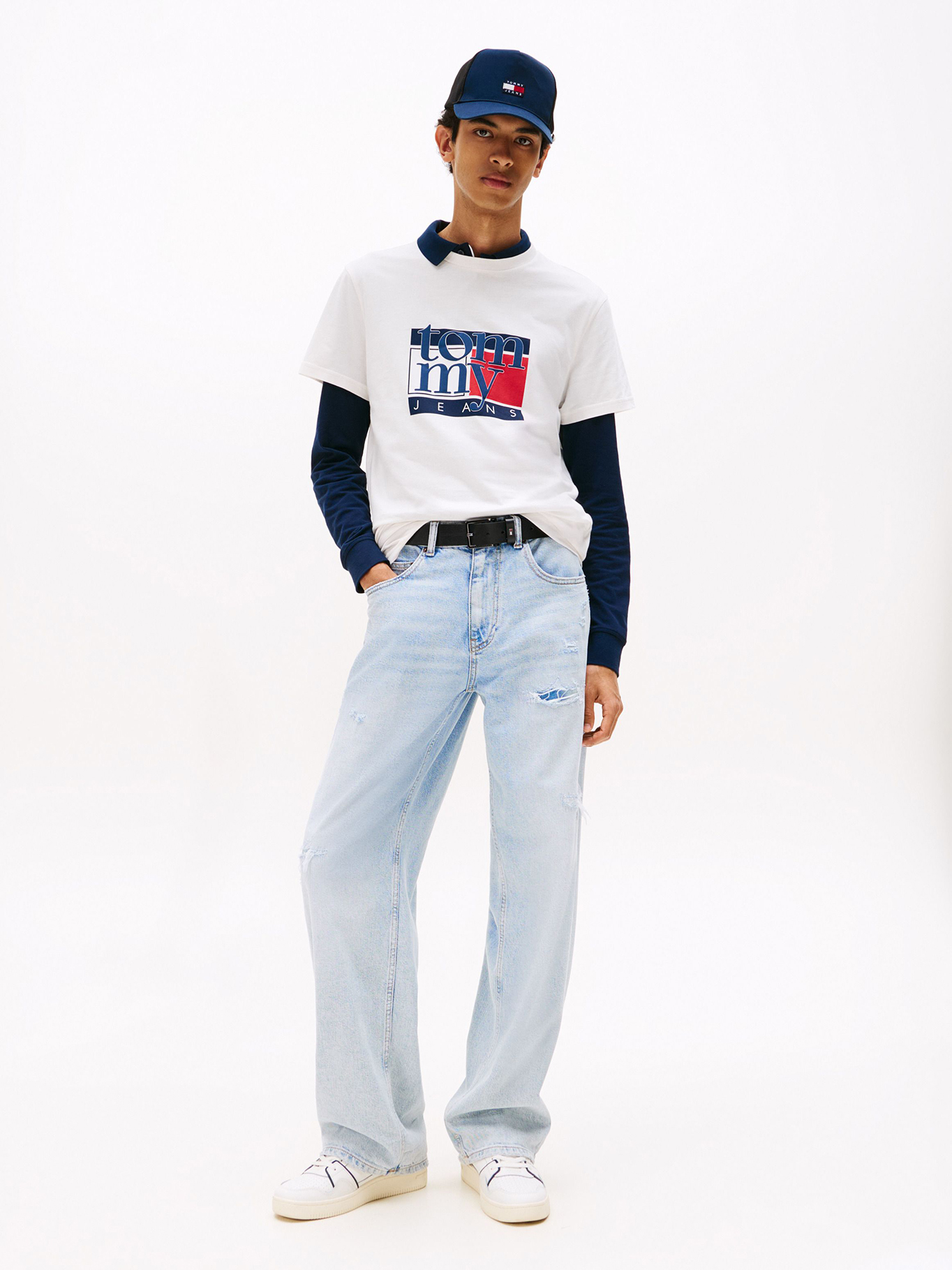 POLERA CON LOGO GRAFICO SLIM FIT - 2