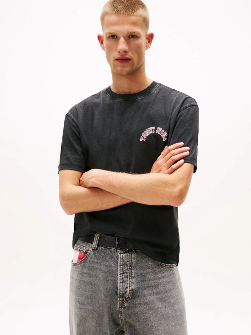 POLERA NOVELTY LOGO RELAXED FIT - 1